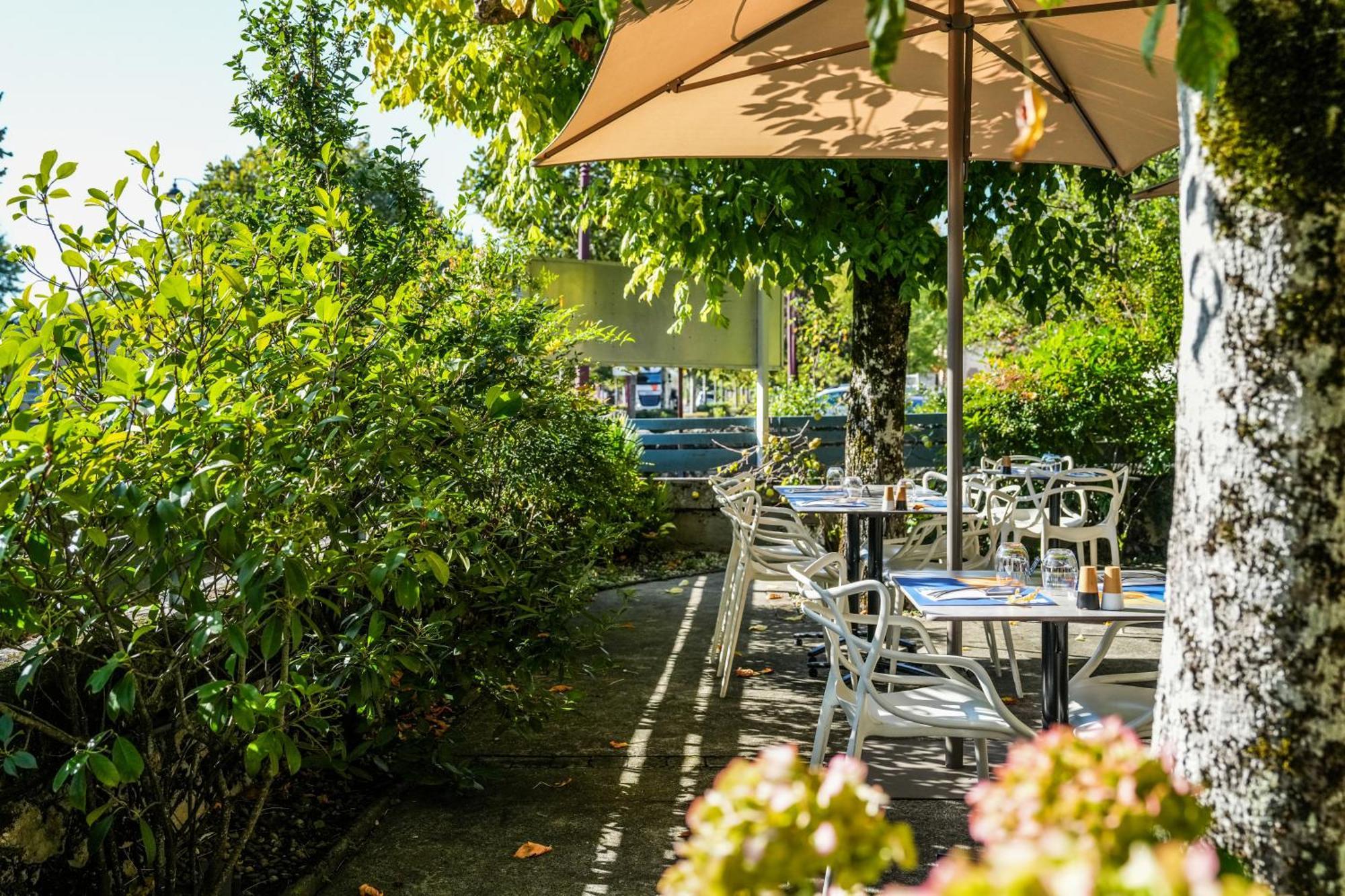 Logis Hotel & Restaurant Le Cadet De Gascogne Saint-Justin  Ngoại thất bức ảnh
