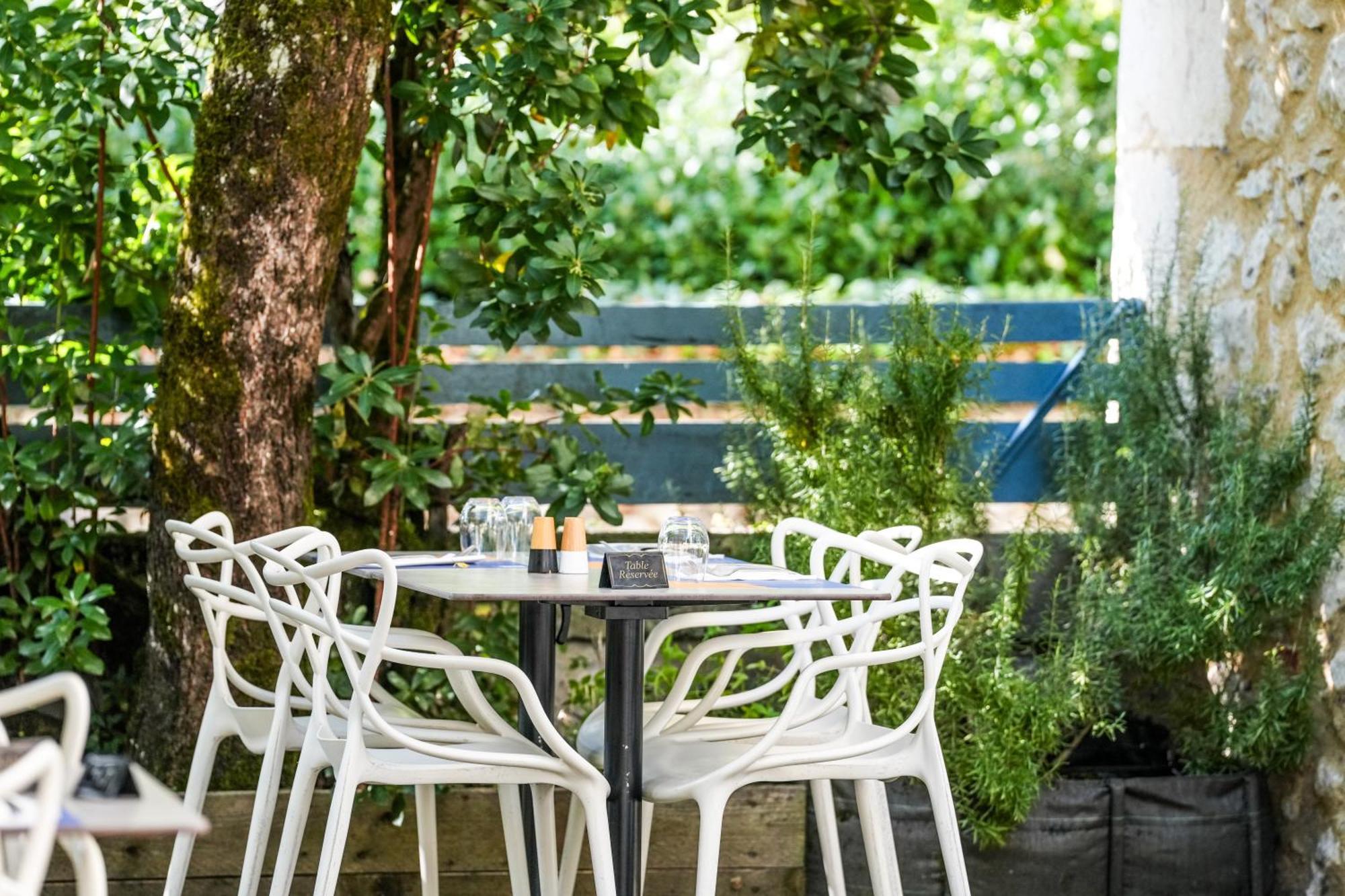 Logis Hotel & Restaurant Le Cadet De Gascogne Saint-Justin  Ngoại thất bức ảnh