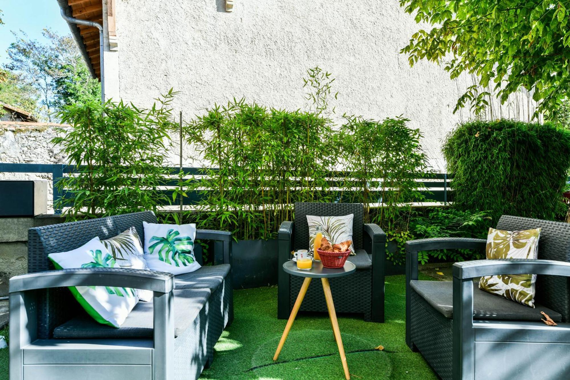 Logis Hotel & Restaurant Le Cadet De Gascogne Saint-Justin  Ngoại thất bức ảnh
